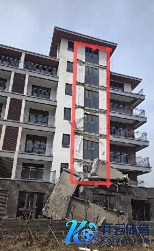 山东一小区多层阳台系数陨落